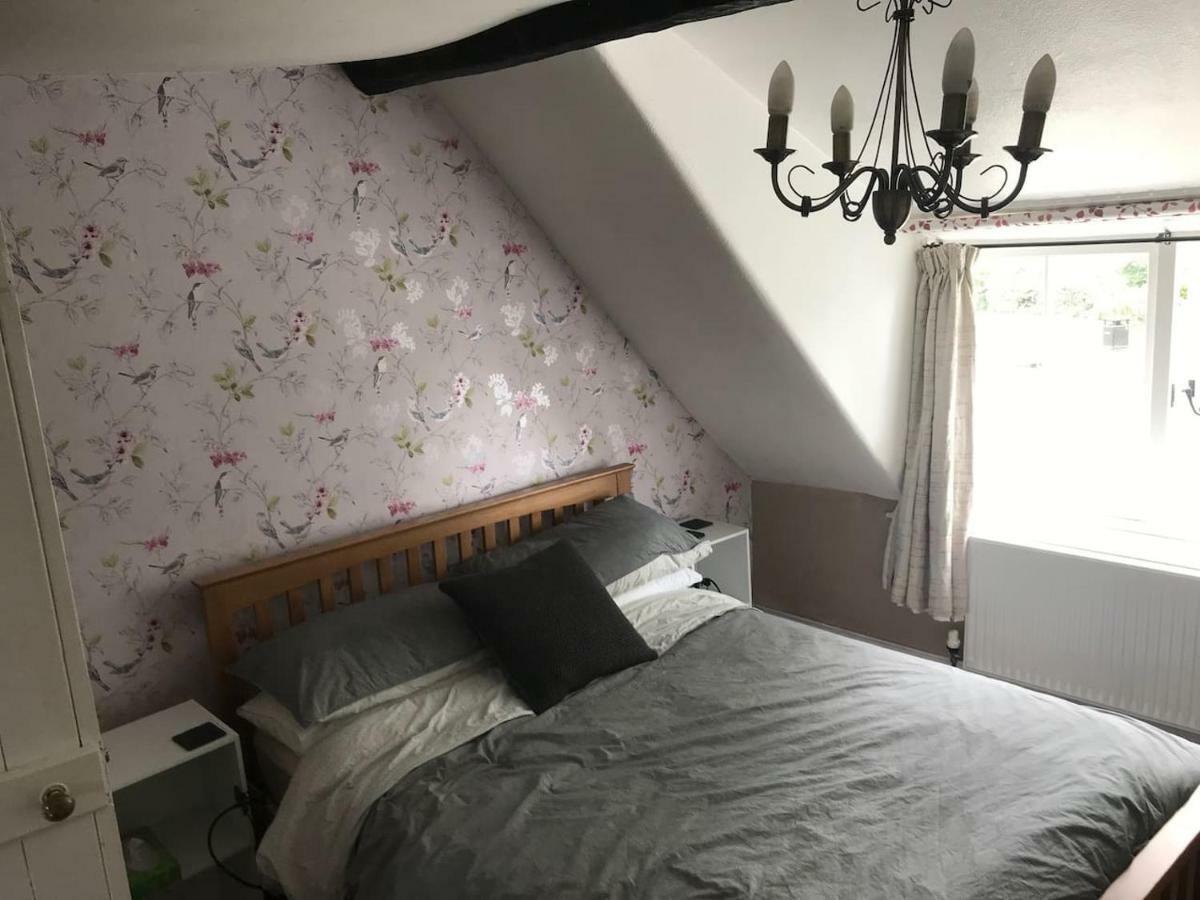 Ham Tree Cottage 트로브리지 외부 사진